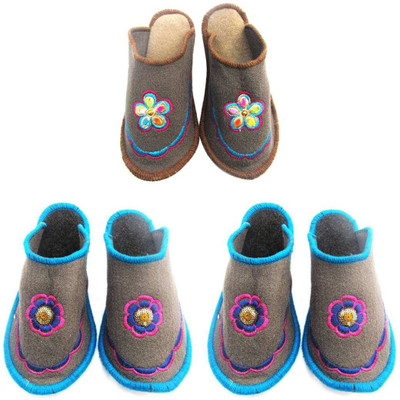 

Champaliya Slippers, Multicolor