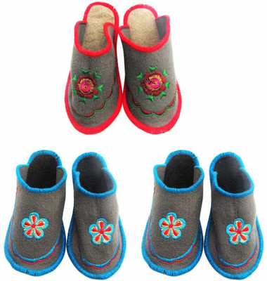 

Champaliya Slippers, Multicolor