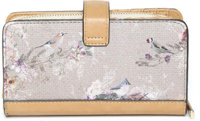 

Parfois Casual Grey, Beige Clutch, Beige;grey