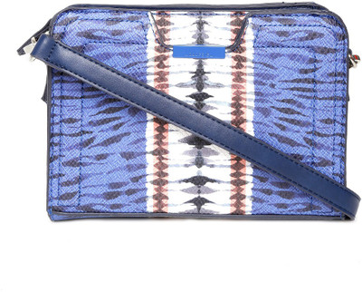 

Parfois Shoulder Bag(Blue)