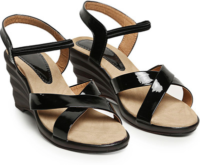 

Bare Soles Women black::beige Wedges