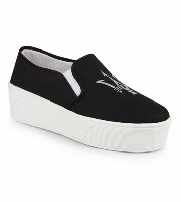 

Zapatoz Sneakers For Women(Black, Grey