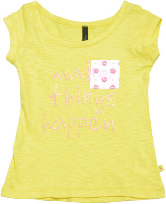 

United Colors of Benetton Girls Solid Cotton T Shirt(Yellow, Pack of 1, 1aw