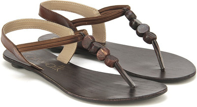 

Catwalk Women BROWN Flats