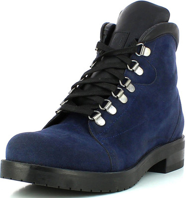 

Saint G WOMEN BLUE LEATHER ANKLE BOOT Boots For Women(Blue