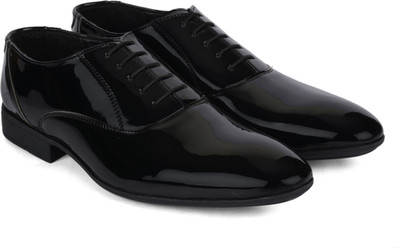 

Ziraffe CARACAS Party Wear For Men(Black, Black patent