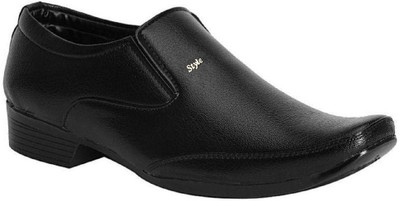 

Jayvan Slip On For Men(Black