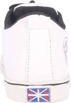 Aadi Sneakers