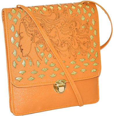 

Quick Fashion Women Evening/Party Beige PU Sling Bag
