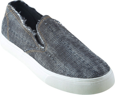 

Go India Store Slip On Sneakers For Women(Black