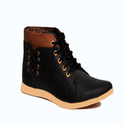 

Footgear Boots For Men(Black