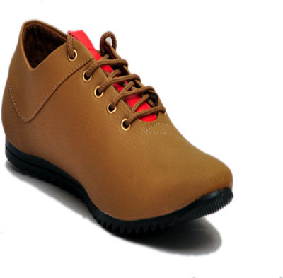 

Footgear Sneakers For Men(Tan