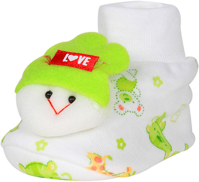 

Ole Baby Cute Faces Plush Soft Organic Cotton 3d Ole Toons Booties 0-9 Months Booties(Toe to Heel Length - 10 cm White)