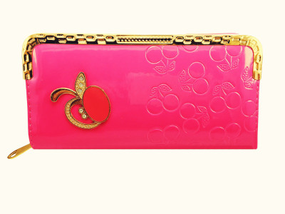

HandyPik Party Pink Clutch