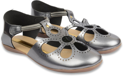 

Bare Soles Women grey Flats