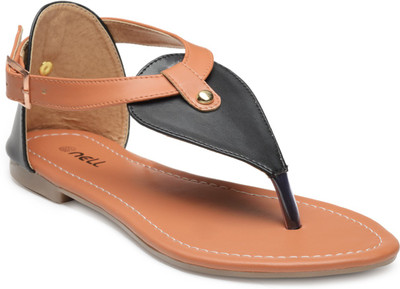 Nell Women Black Flats