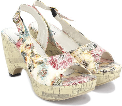 

Nell Women BEIGE Wedges