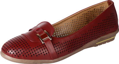 

Niremo Women Cherry Red Sandals