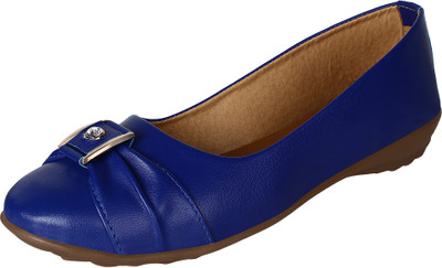 

Niremo Women Blue Sandals