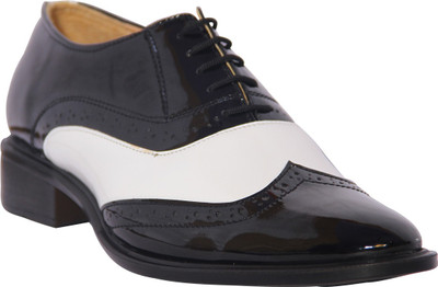 

Leather Chief brogue patent leather Brogues For Men(Black, White