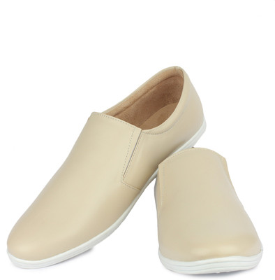 

Tapps Loafers For Men(Natural, Crème