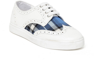 

Bruno Manetti BM-3000 Sneakers For Women(White, Blue