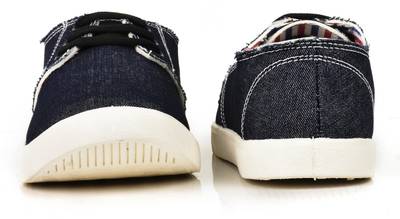 Navchetan Sneakers