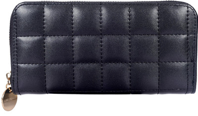

Lino Perros Casual Black Clutch