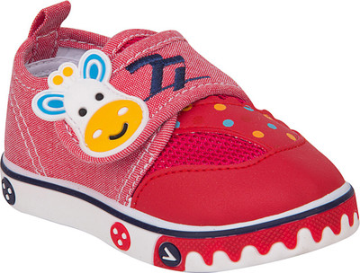 

77 seventy seven Boys & Girls Velcro Walking Shoes(Multicolor, Red