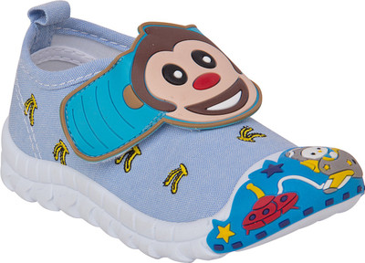 

77 seventy seven Boys & Girls Velcro Walking Shoes(Multicolor