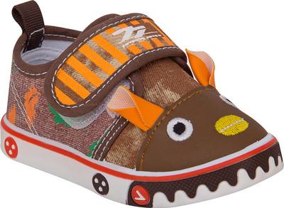 

77 seventy seven Boys & Girls Velcro Walking Shoes(Multicolor, Brown