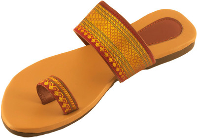 Foot Wagon Women Maroon Flats