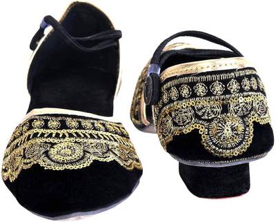 Halowishes Women Black Heels