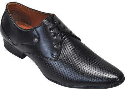 

Kolapuri Center Lace Up For Men(Black