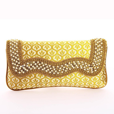 

Utsavi Party Beige Clutch