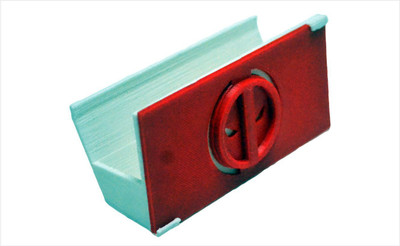 

3idea 1 Compartments Plastic Business Card Holder(White, Red)