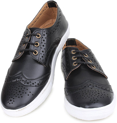 

Tapps Sneakers For Women(Black