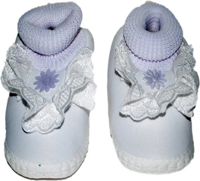 

Netboys Booties(Toe to Heel Length - 10 cm White)