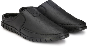 

Fentacia Men Black Sandals