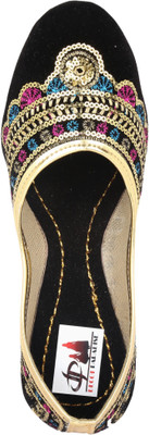 

Decot Paradise Jaipuri Prints Black Golden Flat Ethnic Footwear Bellies For Women(Black