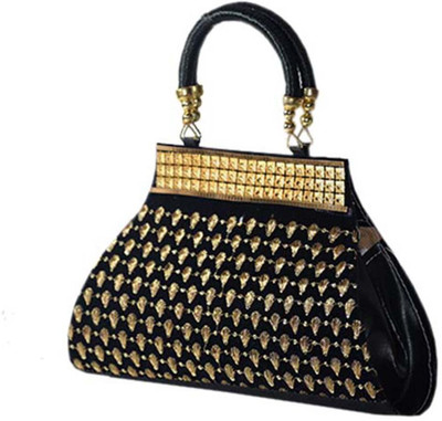 

Groovy Casual Black Clutch
