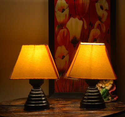 

Beverly Studio small qualdilateral shaped 8 inches combo orange Table Lamp(25 cm, Yellow)