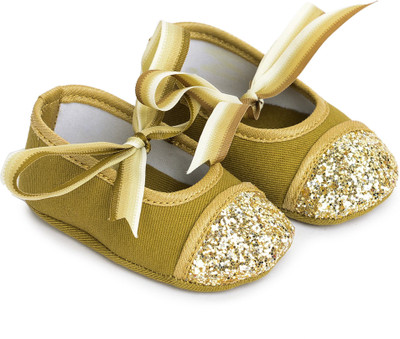 

Barbie BB1EBL2107 GOLD/KHAKI Booties(Toe to Heel Length - 11 cm GOLD/KHAKI)