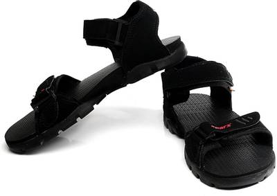 Sparx Men Black Sandals