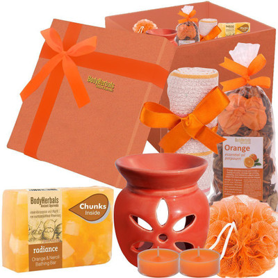 

BodyHerbals Orange Soap Spa Set (Orange & Neroli Bathing Bar with Natural Chunks (100 grams)(Set of 6)
