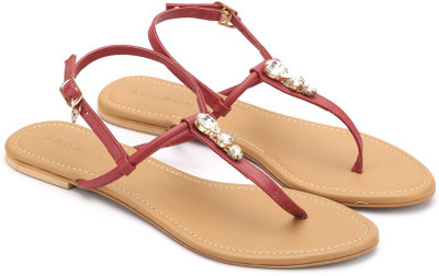 

Addons Women RED Flats