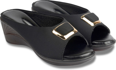 

Bare Soles Women black Wedges