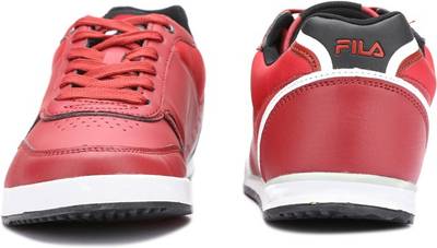 Fila Sneakers