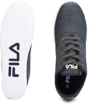 Fila Sneakers