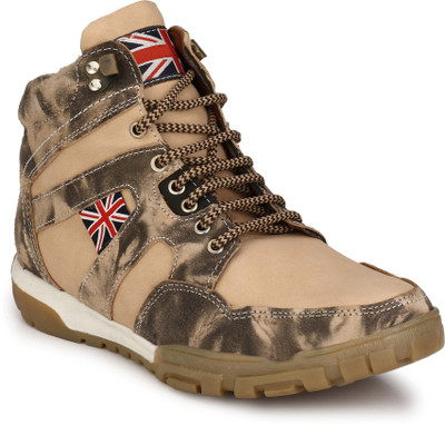 

Eego Italy Stylish and Trendy Boots For Men(Beige